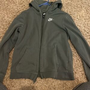 Nike Green Zip-Up Hoodie with Ribbed Cuffs